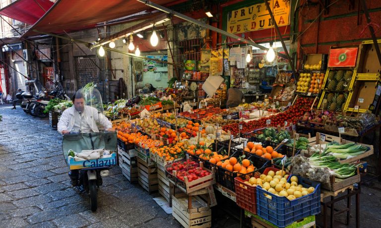 La dolce vita slips away again as Italy tumbles back into recession