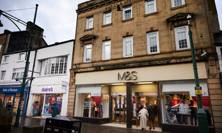 Over 23,000 shops and 175,000 high street jobs predicted to go in 2019